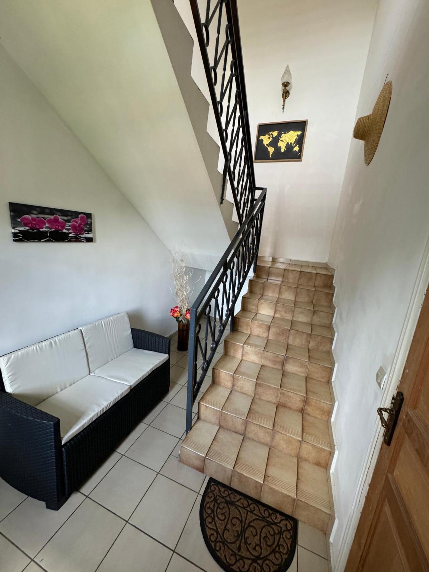 La Canopee Enchantee, Chambres D'Hotes, Piscine, Proche Aeroport, Gare Maritime Лес Абимес Екстериор снимка